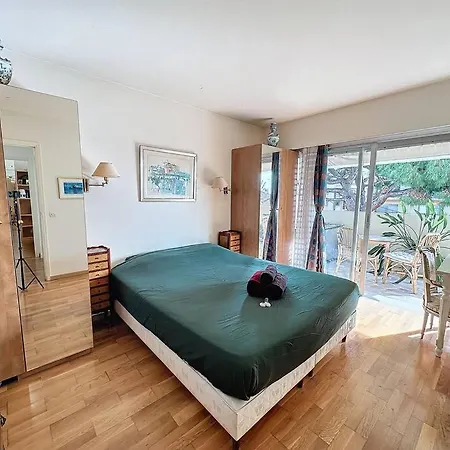 Appartement 85m2 Grandes Terrasses - 2 *